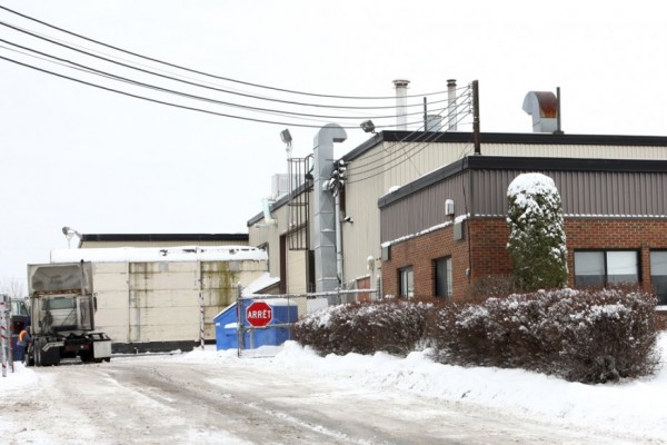 L'entreprise Transport SN s'est portée acquéreuse de la bâtisse autrefois occupée par Hesse Canada. Elle y a regroupé ses activités depuis l'automne. La Ville de Granby a accordé une aide discrétionnaire de 25 000$ à l'entreprise. photo Alain Dion