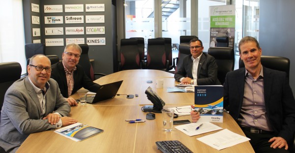 Les deux coprésidents de Granby Industriel, M. Éric Nadeau et M. Jocelyn Dupuis ainsi que M. Patrick St-Laurent, directeur général et M. Éric Tessier, directeur développement industriel